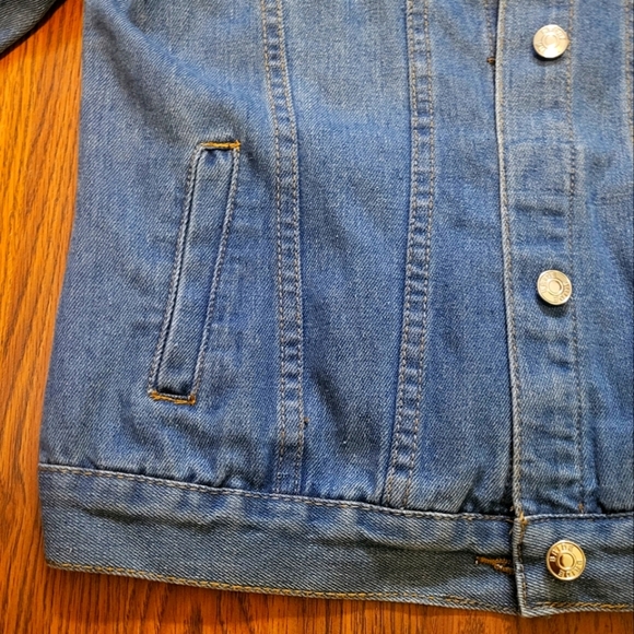 Davids bridal denim Jean jacket RN#84270 CA#56206 size small Medium wash - Picture 7 of 16